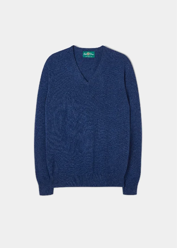 Men's Pants with Flap PocketsMen's Geelong Lambswool Vee Neck Jumper in Pacific - Regular Fit Men's Pants with Flap PocketsMen's Geelong Lambswool Vee Neck Jumper in Pacific - Regular Fit