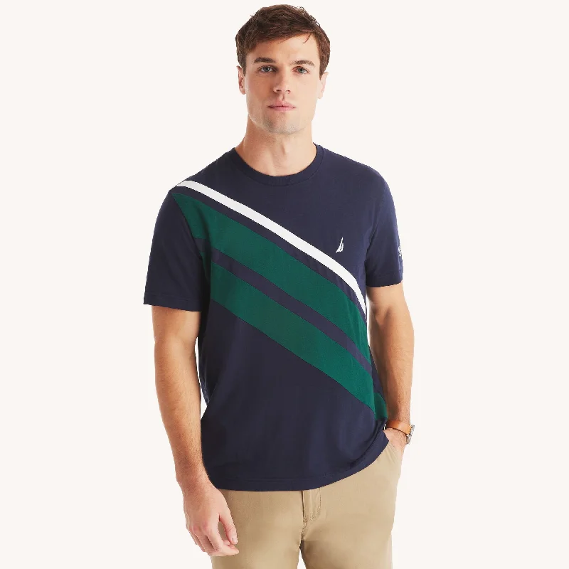 Men's Shirts with Scoop NecksNautica Mens Pieced Crewneck T-Shirt