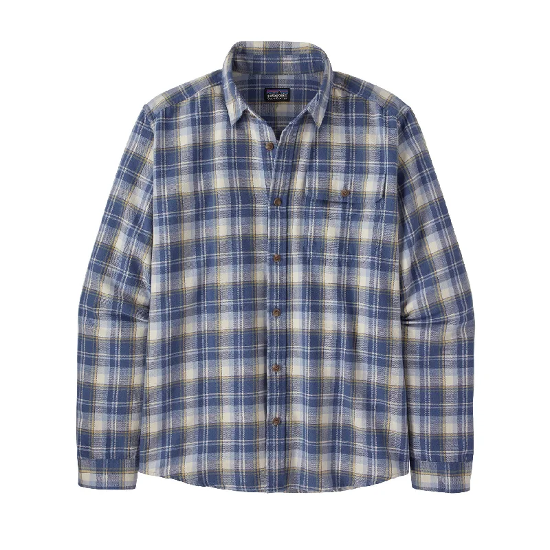 Men's Checkered Shirts for a Retro FeelMen's Long-Sleeved Cotton in Conversion Lightweight Fjord Flannel Shirt Men's Checkered Shirts for a Retro FeelMen's Long-Sleeved Cotton in Conversion Lightweight Fjord Flannel Shirt