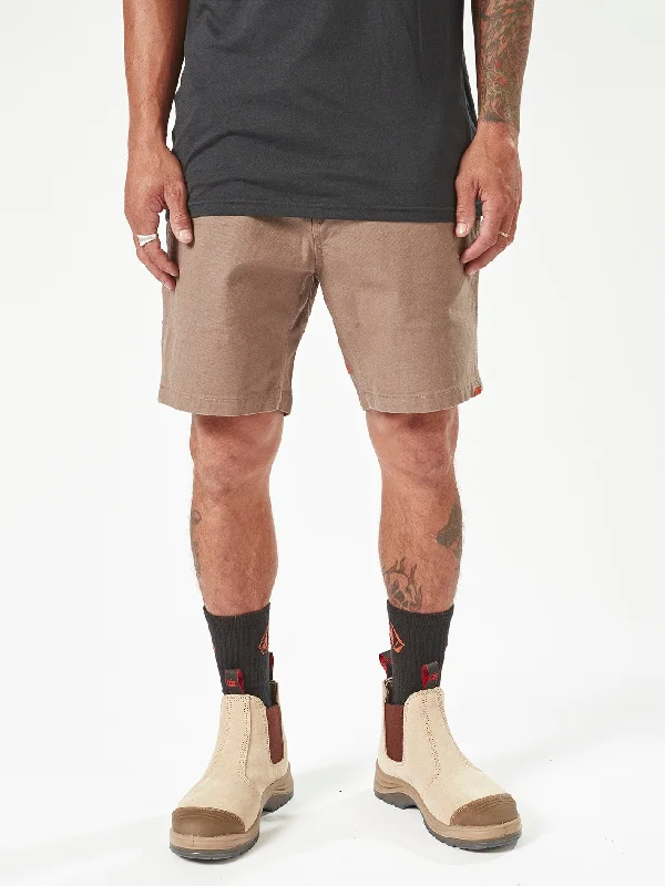 Men's Pants with Stain-Resistant TreatmentVolcom Workwear Caliper Elastic Waist Shorts - Brindle Men's Pants with Stain-Resistant TreatmentVolcom Workwear Caliper Elastic Waist Shorts - Brindle