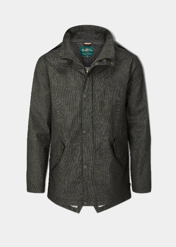 Men's Pants with Flap PocketsFernley Men's Waterproof Parka In Hopsack