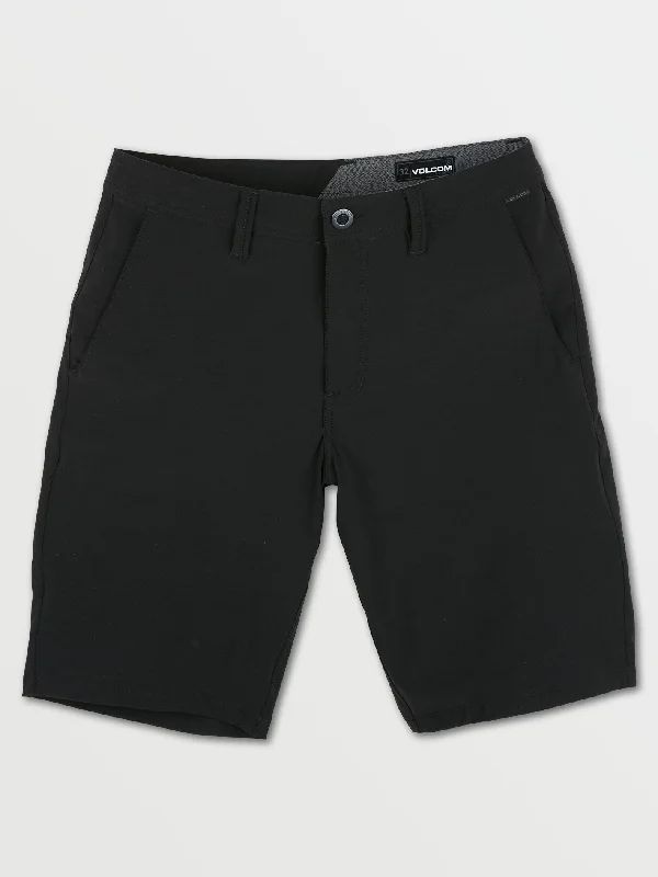 Men's Pants with Contrast StitchingFrickin Surf N' Turf Static 2 Hybrid Shorts - Black Out Men's Pants with Contrast StitchingFrickin Surf N' Turf Static 2 Hybrid Shorts - Black Out