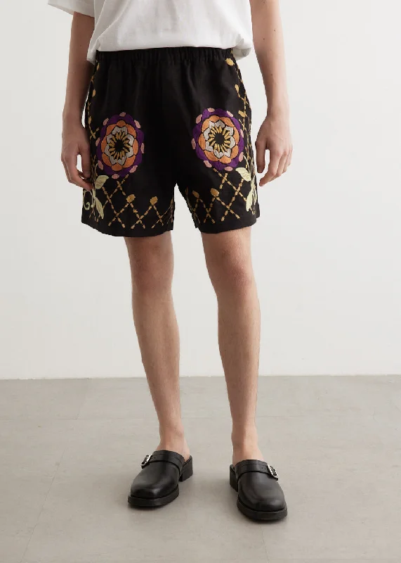 Men's Pants with Hidden ButtonsFloral Pinwheel Shorts