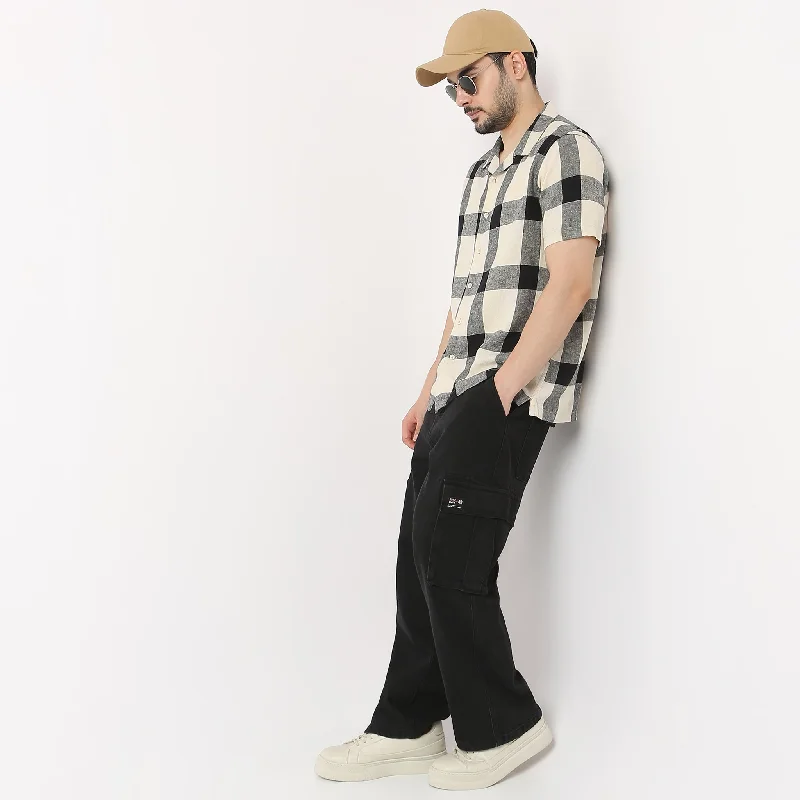 Men's Weekend Shirts for Leisurely OutingsMood™ Shirts - Raw Cotton Camp Collar Yarn Dyed Bold Check - Regular Fit Men's Weekend Shirts for Leisurely OutingsMood™ Shirts - Raw Cotton Camp Collar Yarn Dyed Bold Check - Regular Fit