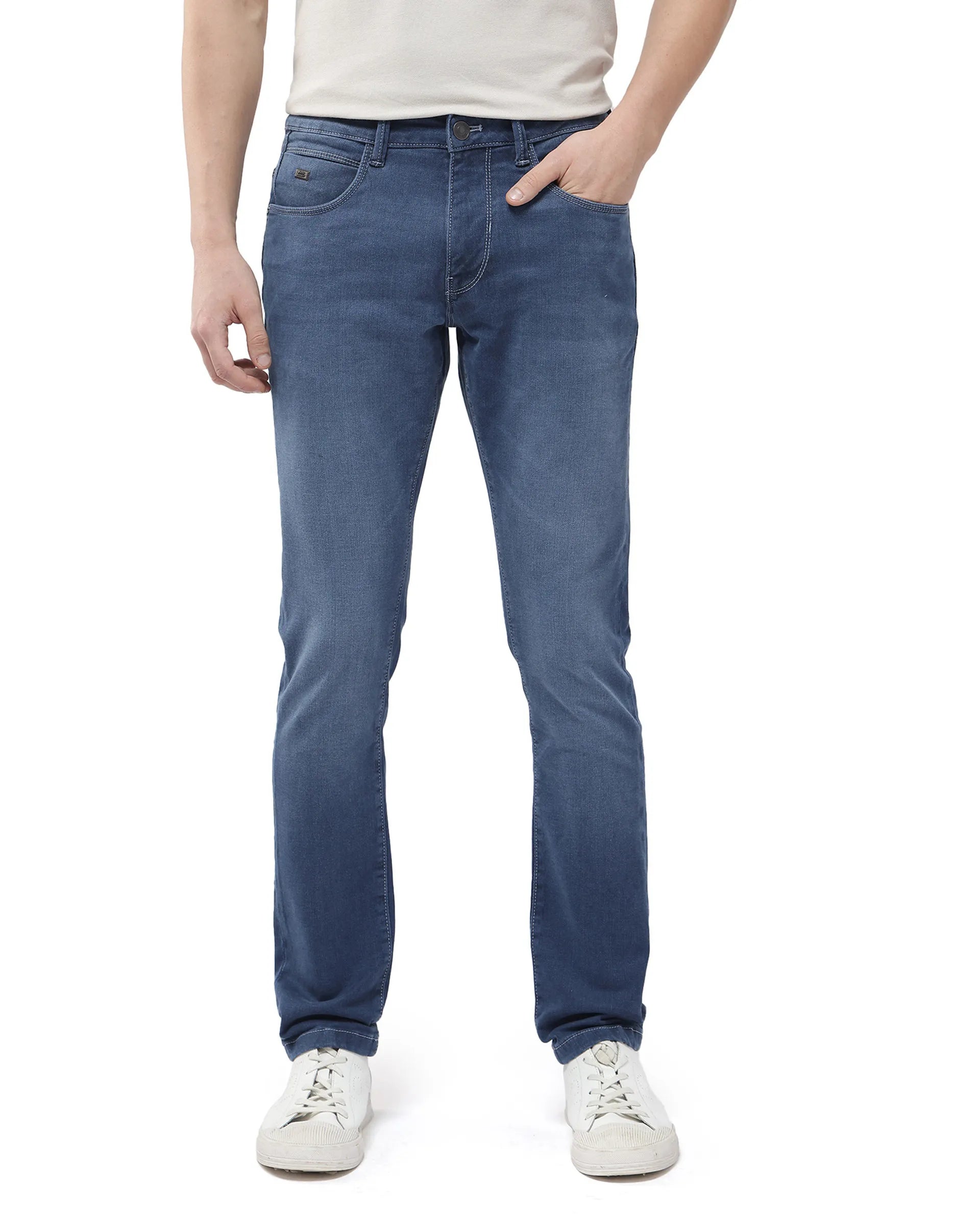 Fashionable Men's JeansRare Rabbit Men Vadim Blue Cotton Spandex Fabric Slim Fit Light Wash Mid Rise Denim Trousers