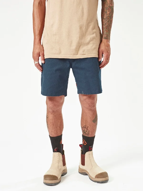 Men's Pants with Welt PocketsVolcom Workwear Caliper Elastic Waist Shorts - Navy