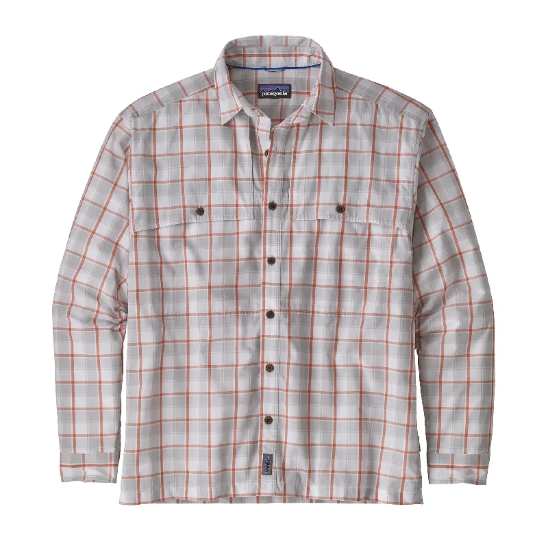 Men's Checkered Shirts for a Retro FeelM's Long-Sleeved Island Hopper II Shirt
