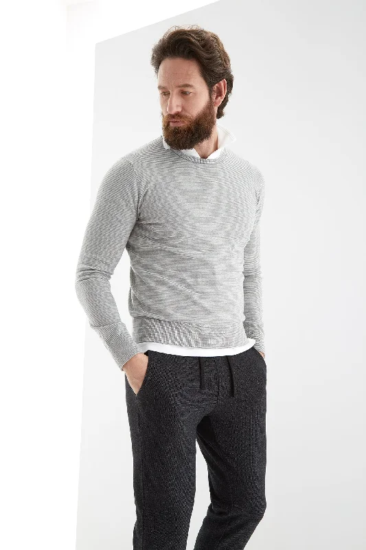 Men's Sweaters with High-Low HemlinesMen's Striped Knitwear