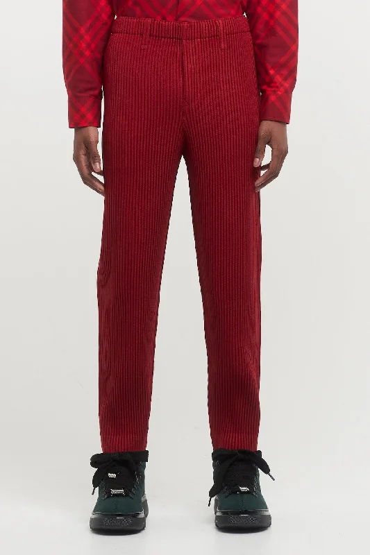 Men's Twill Pants for a Dressy LookHomme Plissé Kersey Pleats Trouser in Red