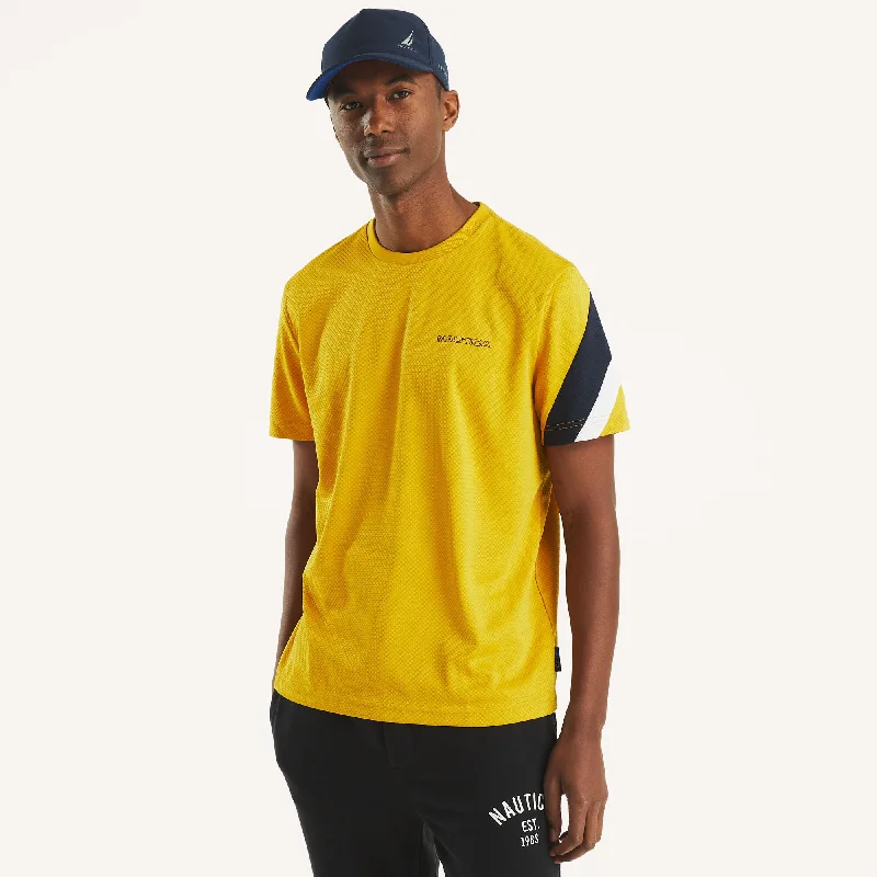 Men's Shirts with Mock NecksNautica Mens Navtech Crewneck T-Shirt