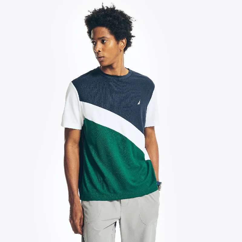 Men's Shirts with Contrast StitchingNautica Mens Navtech Sustainably Crafted Colorblock T-Shirt Men's Shirts with Contrast StitchingNautica Mens Navtech Sustainably Crafted Colorblock T-Shirt