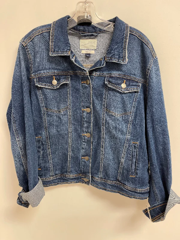 Men's Coats with Contrast StitchingJacket Denim By Universal Thread In Blue Denim, Size: Xl Men's Coats with Contrast StitchingJacket Denim By Universal Thread In Blue Denim, Size: Xl