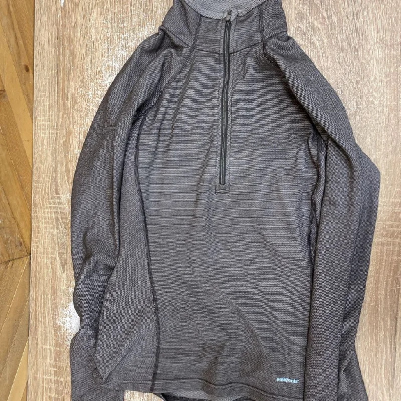 Fashionable Men's Streetwear HoodiesPatagonia Men's Quarter Zip Fleece Pullover: Gray-men- Fashionable Men's Streetwear HoodiesPatagonia Men's Quarter Zip Fleece Pullover: Gray-men-
